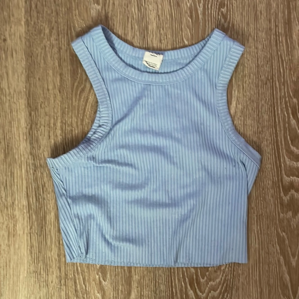 Blue crop tank top size: medium